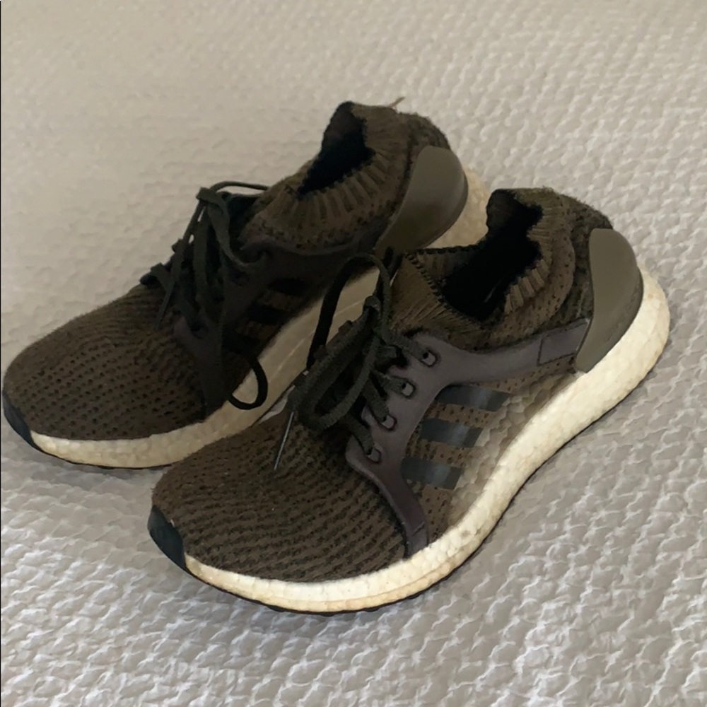 Adidas Olive Ultraboost Women Size 8